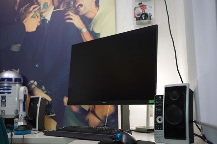 philips-329m1rv-recenzija4.jpg